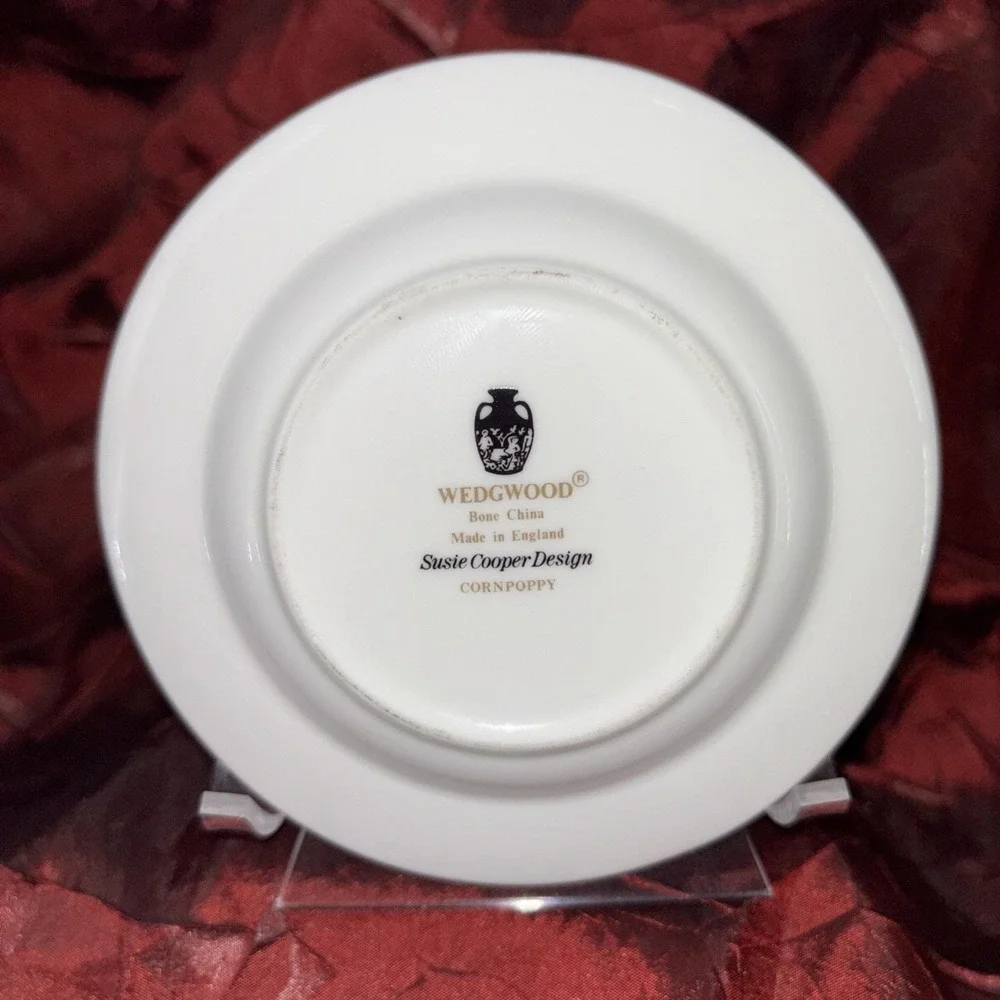 Vintage Wedgwood Cornpoppy ASHTRAY Susie Cooper Design 1980's Bone China England